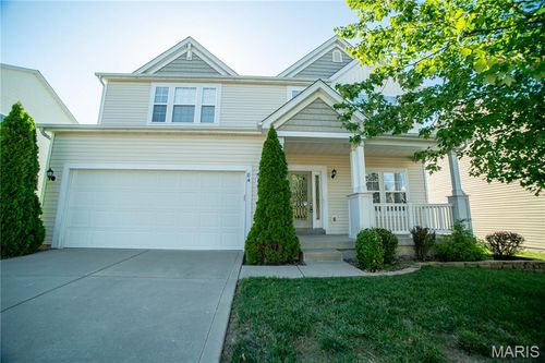 84 Brighton Park Dr, Saint Charles, MO, 63303-3052 | Card Image