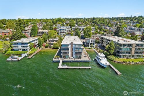 301-6421 Lake Washington Blvd Ne, Kirkland, WA, 98033-6875 | Card Image