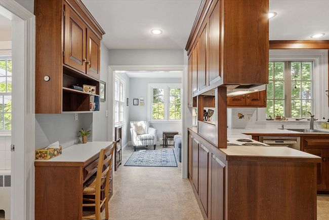 79 Cheever Cir, House other with 3 bedrooms, 3 bathrooms and 2 parking in Andover MA | Image 13
