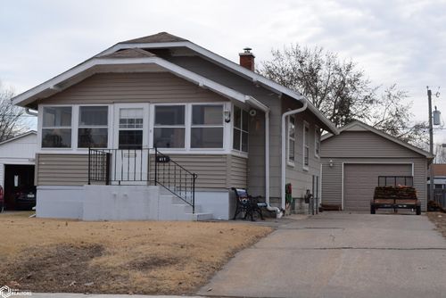 618 34th St, Fort Madison, IA, 52627-2025 | Card Image