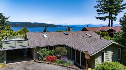 5107 Seaview Dr, Bowser, BC, V0R1G0 | Card Image