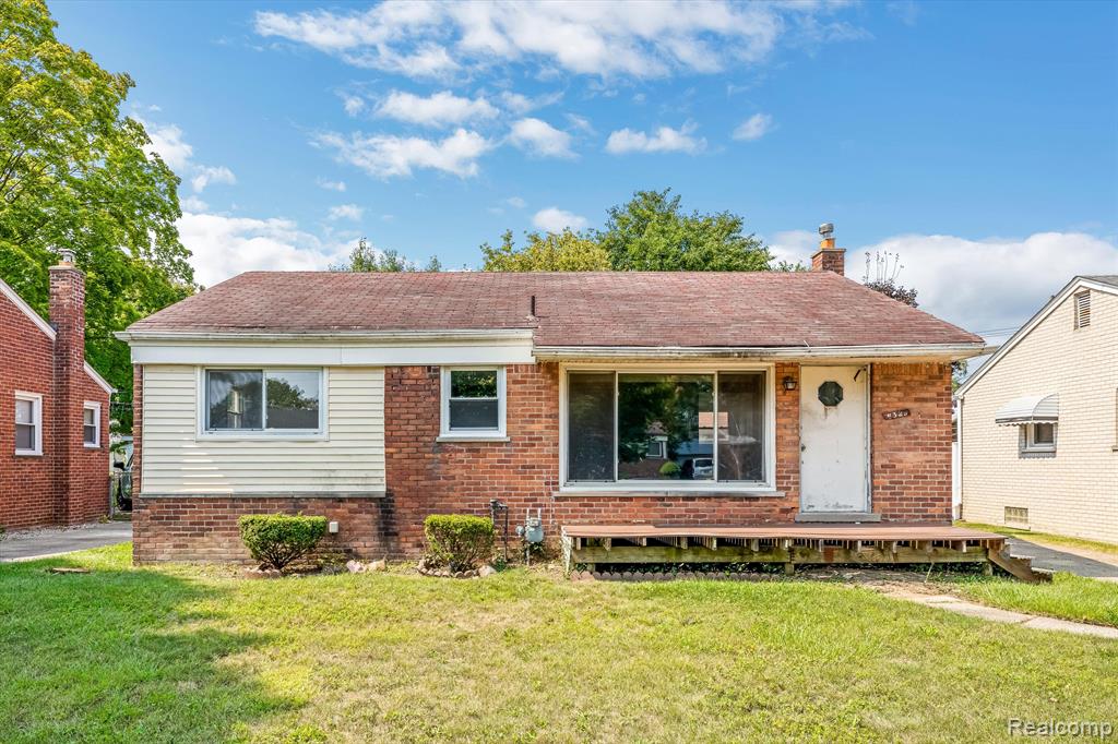 Burnly St, Garden City, MI 48135