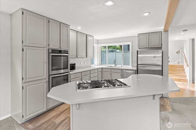 8523 25 Th Ave Ne, House other with 3 bedrooms, 3 bathrooms and 2 parking in Seattle WA | Image 9