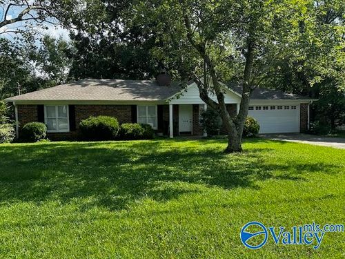 104 Oxford Dr, Meridianville, AL, 35759-1928 | Card Image