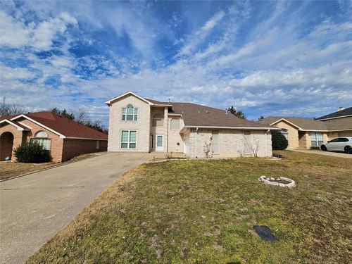 329 Tranquility Ln, Cedar Hill, TX, 75104-3159 | Card Image