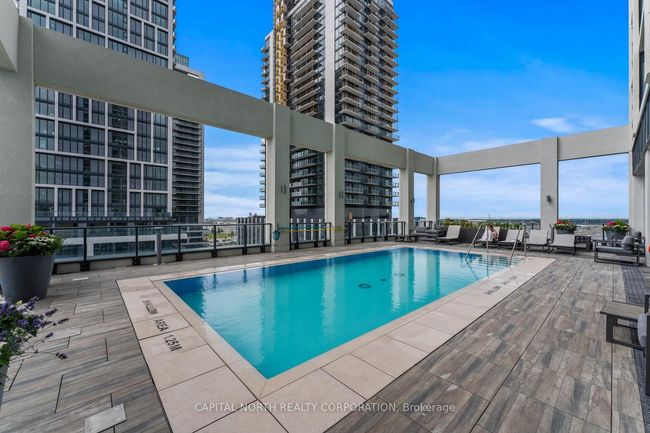 1011 - 9000 Jane St, Condo with 2 bedrooms, 2 bathrooms and 1 parking in Concord ON | Image 44