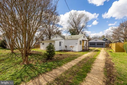 4802 51st Pl, HYATTSVILLE, MD, 20781-2417 | Card Image