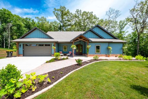 4032 Eagle Valley Dr, Benton, AR, 72019-2179 | Card Image
