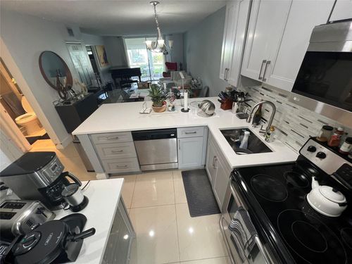 apt-123-1040 Se 4th Ave, Deerfield Beach, FL, 33441-6936 | Card Image
