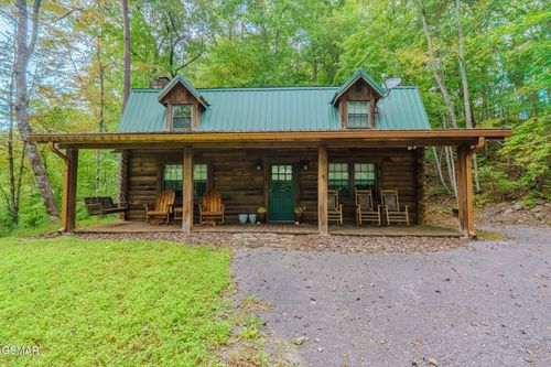 1923 Bales Way, Sevierville, TN, 37876-9060 | Card Image