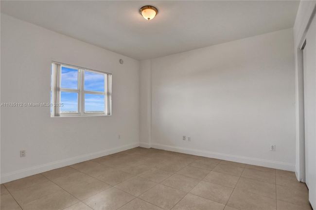 APT-2503 - 15051 Royal Oaks Ln, Condo with 3 bedrooms, 3 bathrooms and null parking in North Miami FL | Image 18