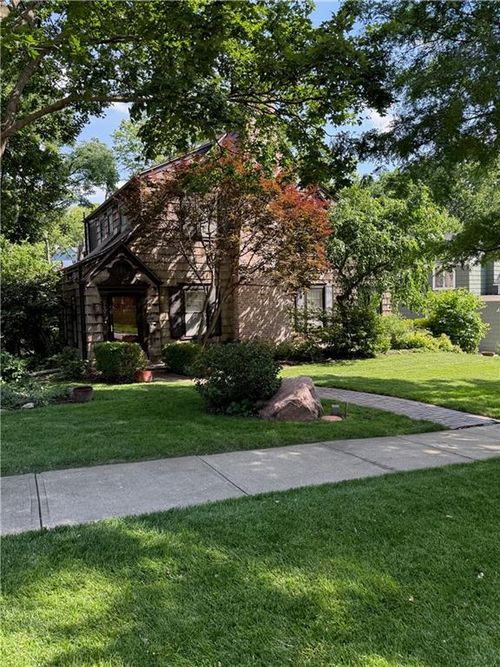 5405 Locust Street, Kansas City, MO, 64110 | Card Image