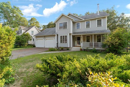 72 Grey Meadow Dr, Burlington, VT, 05408-1354 | Card Image