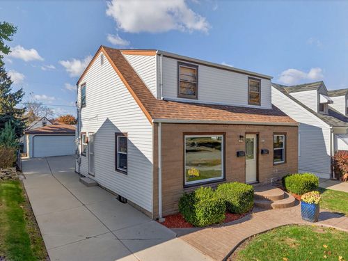 3435 S 2nd St, Milwaukee, WI, 53207-3235 | Card Image