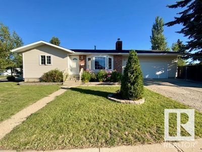 111 Northwood Cres, House other with 5 bedrooms, 3 bathrooms and null parking in Wetaskiwin AB | Image 2