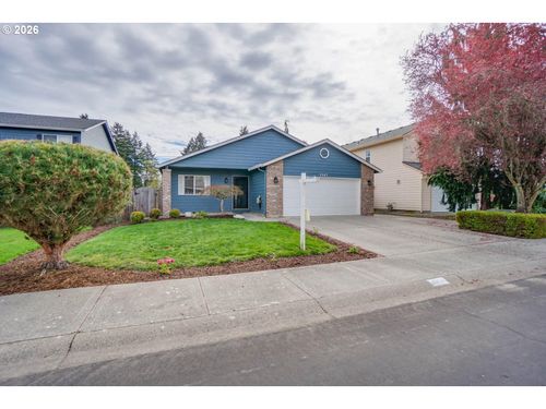 3207 Ne 171st Ave, Vancouver, WA, 98682-8736 | Card Image