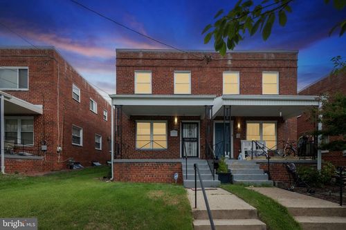 554 Ingraham St Ne, WASHINGTON, DC, 20011-2635 | Card Image