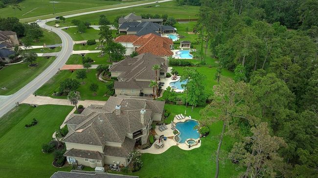 6603 Augusta Pines Pkwy E, House other with 4 bedrooms, 6 bathrooms and 4 parking in Spring TX | Image 45