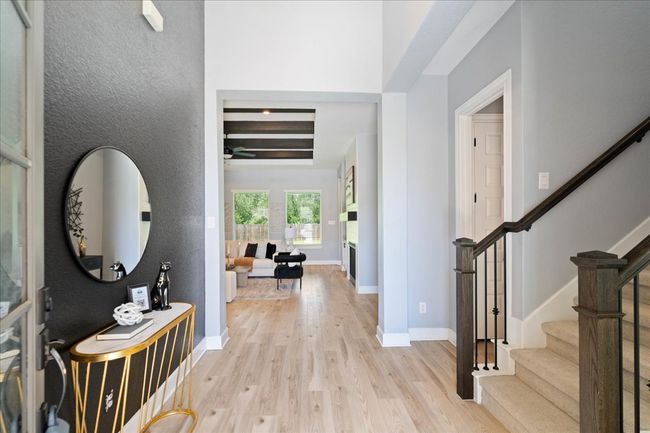 17208 Howdy Way, House other with 4 bedrooms, 3 bathrooms and 4 parking in Manor TX | Image 4
