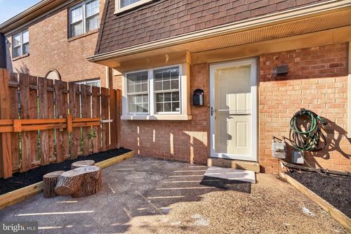 248 Arbour Ct, NORTH WALES, PA, 19454-4038 | Card Image