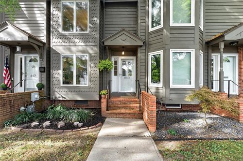 415 Broadway, Rochester, NY, 14607-3552 | Card Image