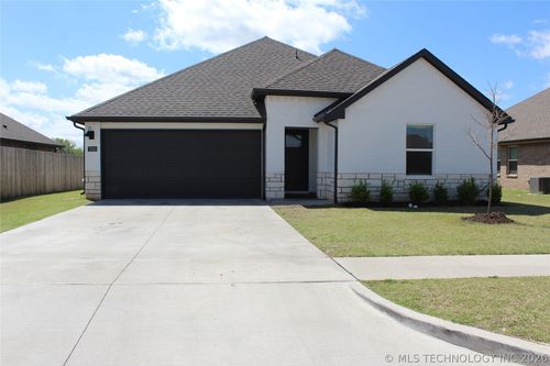 7202 E 155th Pl S, Bixby, OK, 74008-4662 | Card Image