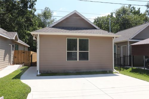 11416 Underwood St, Willis, TX, 77318-7661 | Card Image