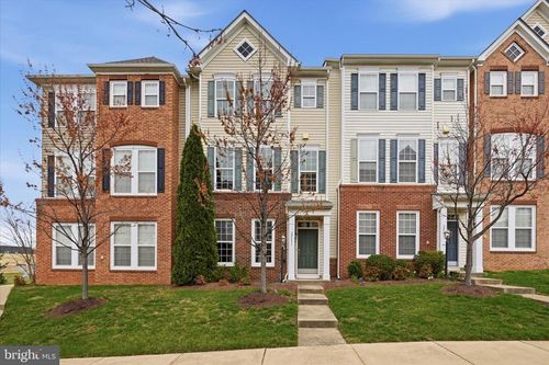 22631 Hawkbill Sq, BRAMBLETON, VA, 20148-3676 | Card Image