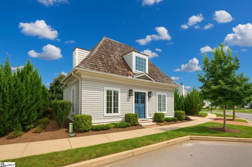 33 Bowman Rd, Greenville, SC, 29615-5970 | Card Image
