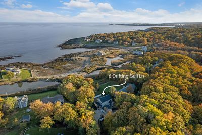 Welcome to 6 Drifting Gull Ln in Cape Neddick! | Image 1