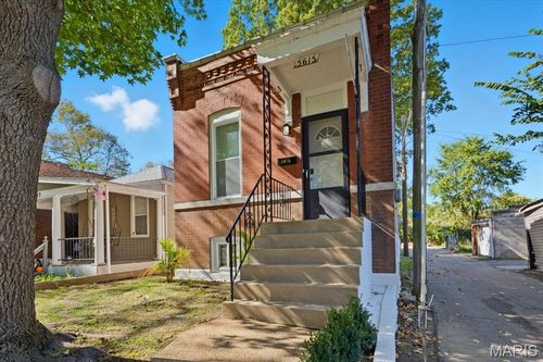 5615 Minnesota Ave, Saint Louis, MO, 63111-2221 | Card Image