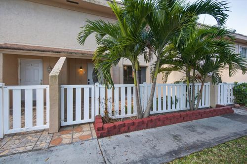 h-1419 Nw 80th Ave, Margate, FL, 33063-9402 | Card Image