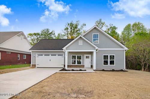 312 Kingston Cir, Goldsboro, NC, 27530-7752 | Card Image