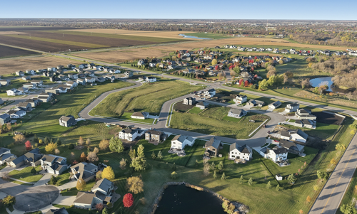 4717 Hampton Loop S, Moorhead, MN, 56560-3267 | Card Image