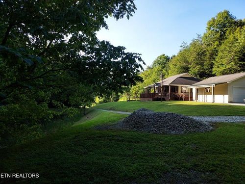 332 Sleepy Holw, Sneedville, TN, 37869-6214 | Card Image