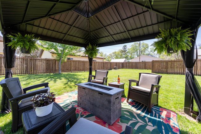 And with summer just around the corner, your fully fenced backyard is the perfect place to relax, entertain, or play. | Image 43
