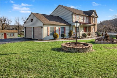 102 Sycamore Ln, Washington, PA, 15301-8170 | Card Image