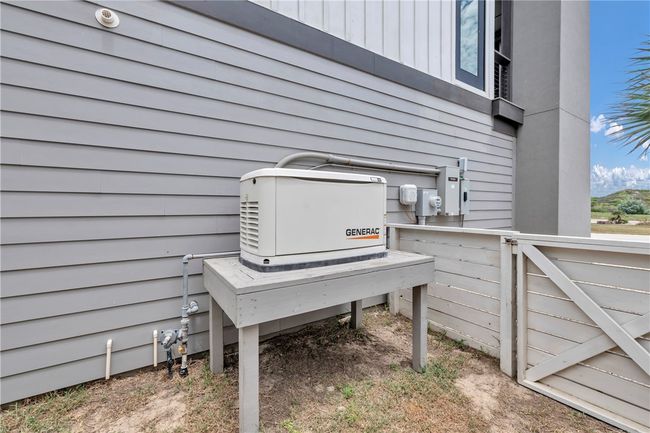 22Kw whole house generator runs a/c and even the elevator. | Image 38