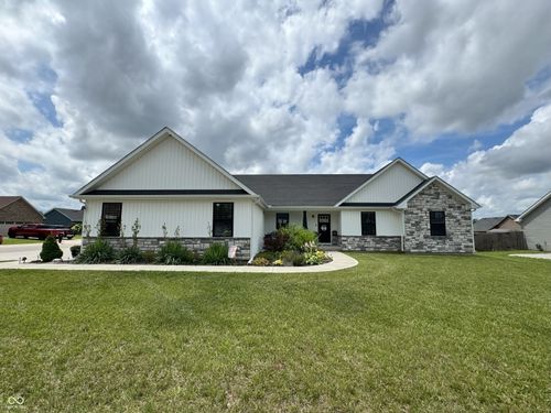 113 Abbey Ln, Crawfordsville, IN, 47933-2369 | Card Image