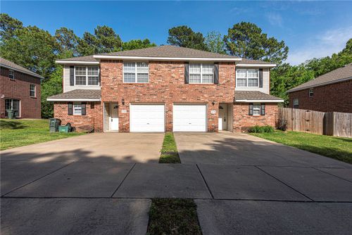 1750 & 1752 Evening Shade Drive, Fayetteville, AR, 72703 | Card Image