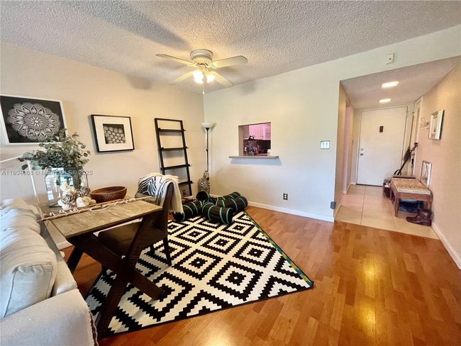 APT-410 - 2312 S Cypress Bend Dr, Condo with 2 bedrooms, 2 bathrooms and null parking in Pompano Beach FL | Image 7