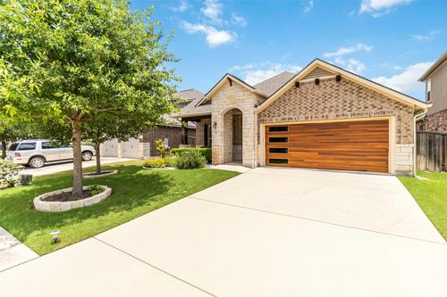 900 Isaias Dr, Leander, TX, 78641-3387 | Card Image