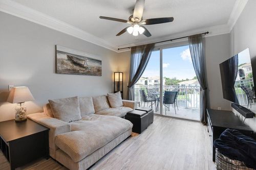 7302 Myrtlewood Cir W, Palm Beach Gardens, FL, 33418-6743 | Card Image