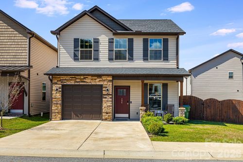 486 Cardwell Ln, Fletcher, NC, 28732-0378 | Card Image