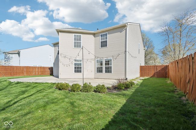 rear view of house with a patio area | Image 70