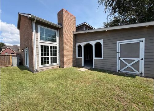 dr-1959WoodShadows E 3rd Street, Other, TX, 77489 | Card Image