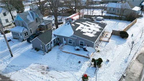 159 King St, Sombra, ON, N0P2H0 | Card Image