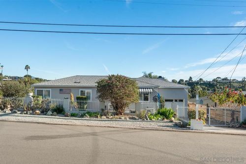 2017 El Prado Ave, Lemon Grove, CA, 91945-3621 | Card Image