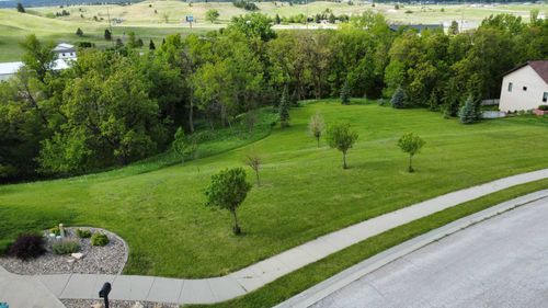 20 Belair Cir, Sturgis, SD, 57785-2583 | Card Image