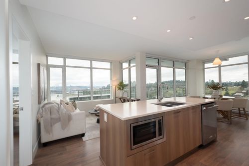 2102-258 Nelson'S Crt, New Westminster, BC, V3L0J9 | Card Image